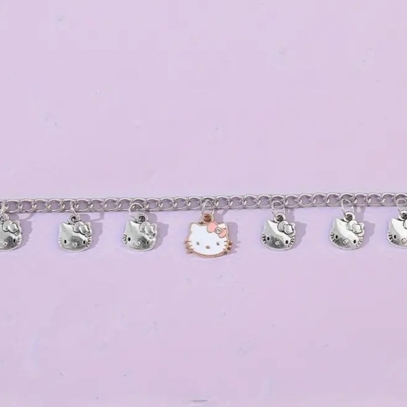 Hello Kitty Bracelet - Adjustable - Picture 5 of 8